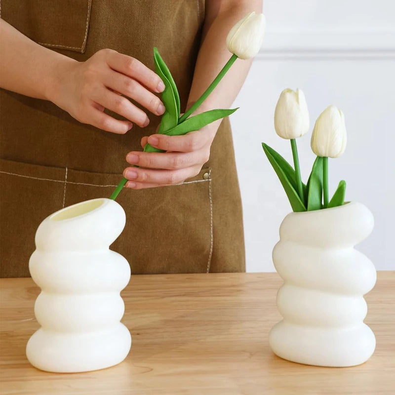 Plastic Spiral White Vase Flower Arrangement Container For Kitchen